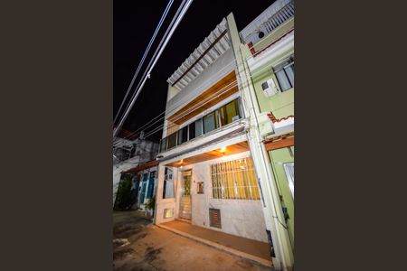 Casa de condomínio à venda com 185m², 4 quartos e 1 vagaFachada da Casa
