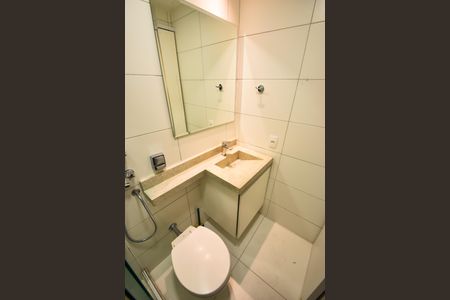 Casa de condomínio à venda com 185m², 4 quartos e 1 vagaBanheiro Suíte