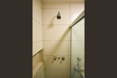 Casa de condomínio à venda com 185m², 4 quartos e 1 vagaBanheiro Suíte