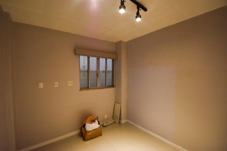 Casa de condomínio à venda com 185m², 4 quartos e 1 vagaQuarto 1