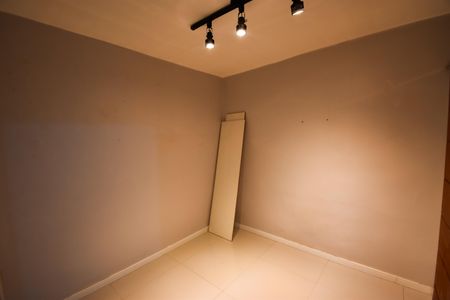 Casa de condomínio à venda com 185m², 4 quartos e 1 vagaQuarto 1