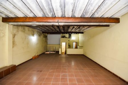 Casa de condomínio à venda com 185m², 4 quartos e 1 vagaTerraço