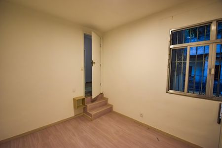 Casa de condomínio à venda com 185m², 4 quartos e 1 vagaQuarto 2