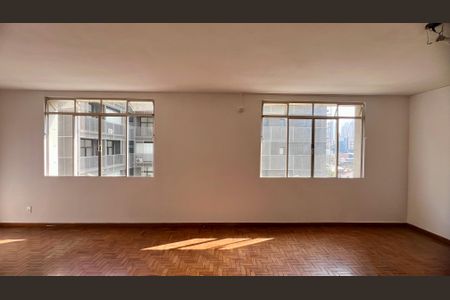 Apartamento para alugar com 147m², 3 quartos e 1 vaga Apartamento para alugar com 147m², 3 quartos e 1 vagaSala