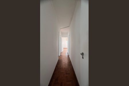 Apartamento para alugar com 147m², 3 quartos e 1 vaga Apartamento para alugar com 147m², 3 quartos e 1 vagaCorredor