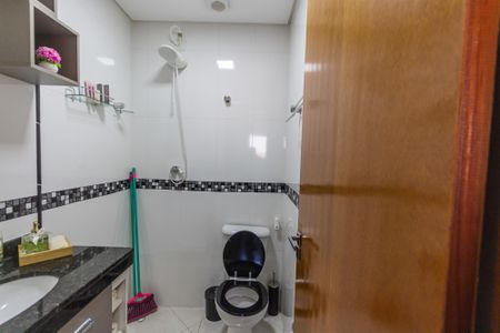 Casa à venda com 90m², 2 quartos e 2 vagasBanheiro