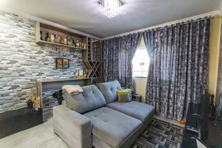 Casa à venda com 90m², 2 quartos e 2 vagasSala