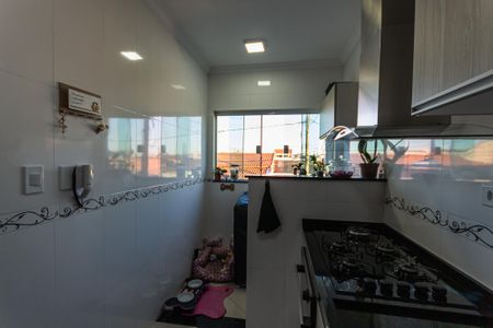 Casa à venda com 90m², 2 quartos e 2 vagasCozinha e Área de Serviço