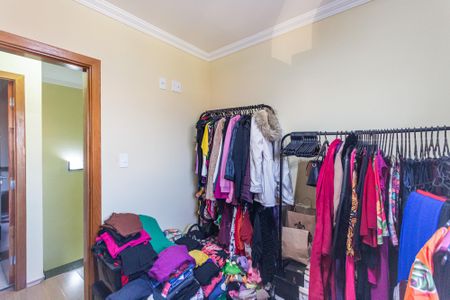 Casa à venda com 90m², 2 quartos e 2 vagasQuarto