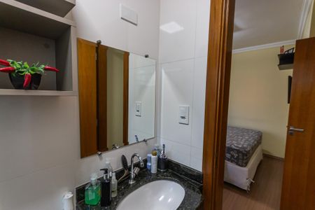 Casa à venda com 90m², 2 quartos e 2 vagasBanheiro da Suíte