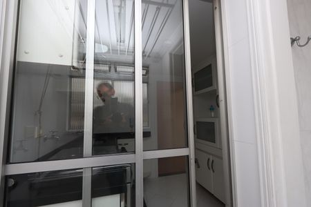 Apartamento para alugar com 55m², 2 quartos e 1 vagaÁrea de Serviço