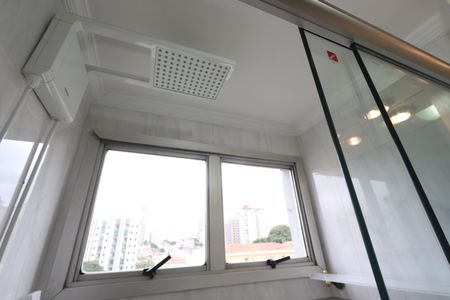 Apartamento para alugar com 55m², 2 quartos e 1 vagaBanheiro