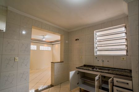 Casa para alugar com 60m², 1 quarto e sem vaga Casa para alugar com 60m², 1 quarto e sem vagaCozinha e Área de Serviço