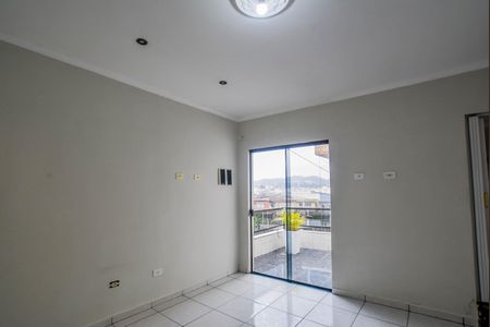 Casa para alugar com 60m², 1 quarto e sem vaga Casa para alugar com 60m², 1 quarto e sem vagaSuíte