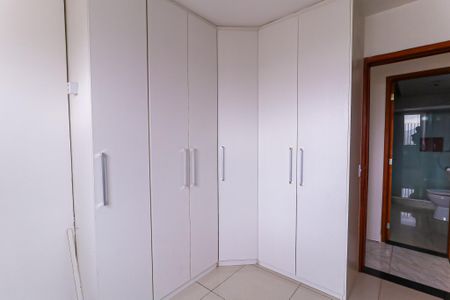 Apartamento à venda com 140m², 2 quartos e 2 vagasQuarto 2 