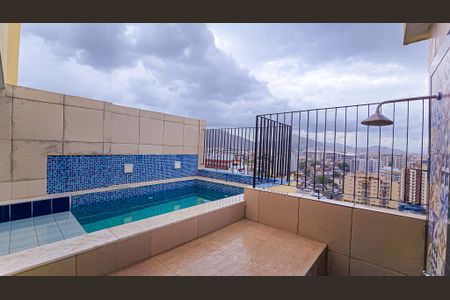 Apartamento à venda com 140m², 2 quartos e 2 vagasPiscina