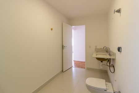 Apartamento à venda com 140m², 2 quartos e 1 vaga Apartamento à venda com 140m², 2 quartos e 1 vagaBanheiro da Suíte