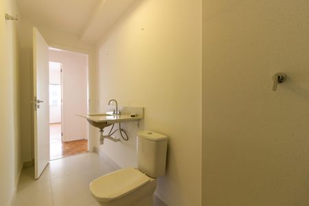 Apartamento à venda com 140m², 2 quartos e 1 vaga Apartamento à venda com 140m², 2 quartos e 1 vagaBanheiro