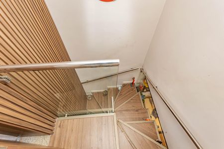 Apartamento à venda com 197m², 3 quartos e 3 vagasEscada