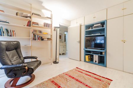 Apartamento à venda com 190m², 3 quartos e 1 vagaQuarto 2