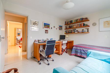 Apartamento à venda com 190m², 3 quartos e 1 vagaQuarto 1