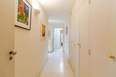 Apartamento à venda com 190m², 3 quartos e 1 vagaCorredor