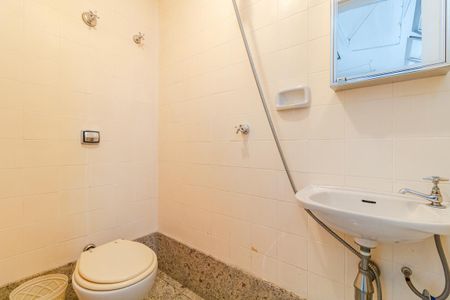 Apartamento à venda com 190m², 3 quartos e 1 vagaBanheiro de Serviço