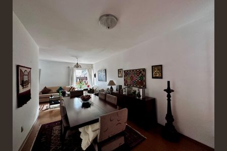 Casa à venda com 132m², 3 quartos e 2 vagas Casa à venda com 132m², 3 quartos e 2 vagasSala