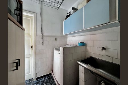 Casa à venda com 132m², 3 quartos e 2 vagas Casa à venda com 132m², 3 quartos e 2 vagasÁrea de Serviço