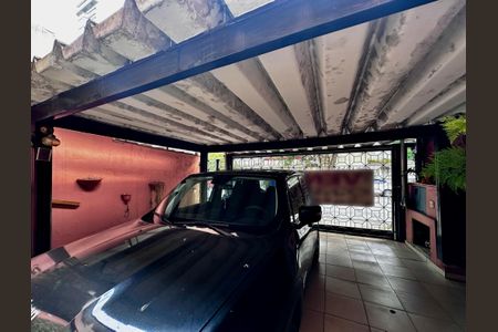 Casa à venda com 132m², 3 quartos e 2 vagas Casa à venda com 132m², 3 quartos e 2 vagasGaragem