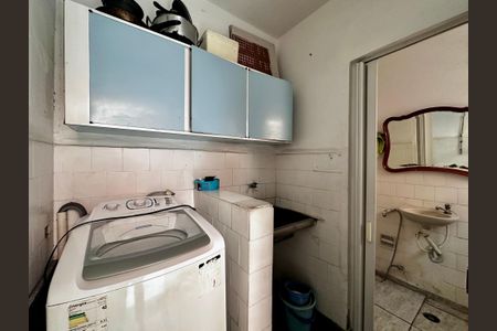 Casa à venda com 132m², 3 quartos e 2 vagas Casa à venda com 132m², 3 quartos e 2 vagasÁrea de Serviço