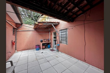 Casa à venda com 132m², 3 quartos e 2 vagas Casa à venda com 132m², 3 quartos e 2 vagasQuintal