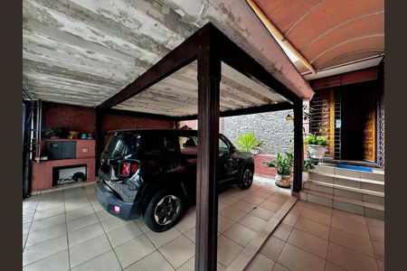 Casa à venda com 132m², 3 quartos e 2 vagas Casa à venda com 132m², 3 quartos e 2 vagasGaragem