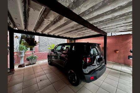 Casa à venda com 132m², 3 quartos e 2 vagas Casa à venda com 132m², 3 quartos e 2 vagasGaragem