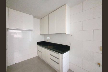 Apartamento à venda com 195m², 4 quartos e 2 vagas