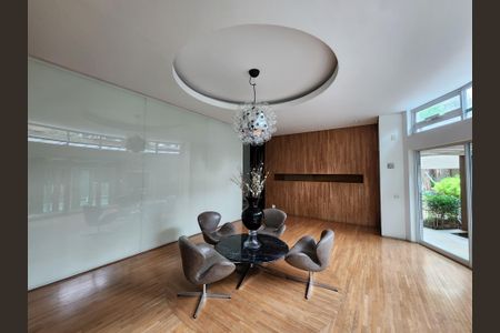 Apartamento à venda com 307m², 3 quartos e 4 vagasHall