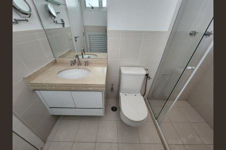 Apartamento à venda com 307m², 3 quartos e 4 vagasBanheiro da Suíte 3