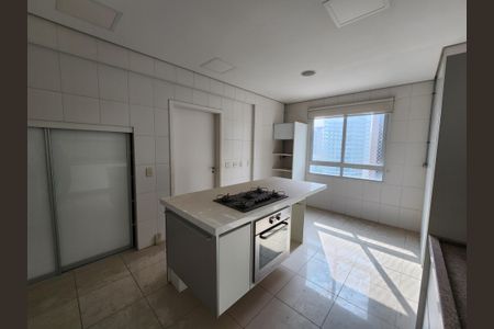 Apartamento à venda com 307m², 3 quartos e 4 vagasCozinha