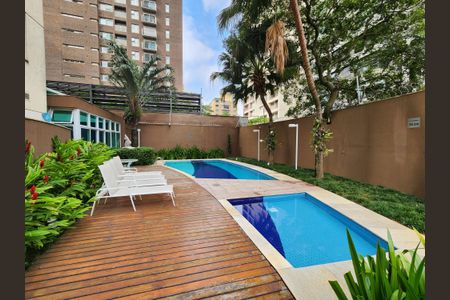Apartamento à venda com 307m², 3 quartos e 4 vagasÁrea comum - Piscina