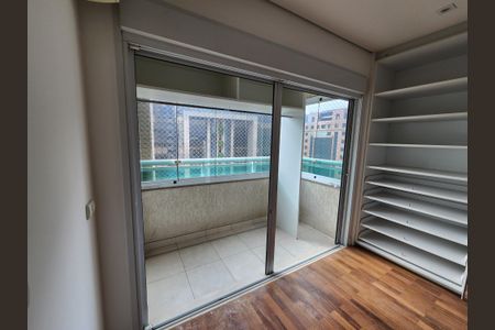 Apartamento à venda com 307m², 3 quartos e 4 vagasCloset da suíte 1
