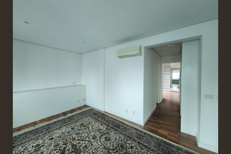 Apartamento à venda com 307m², 3 quartos e 4 vagasSuíte 1