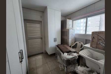 Apartamento à venda com 307m², 3 quartos e 4 vagasÁrea de Serviço