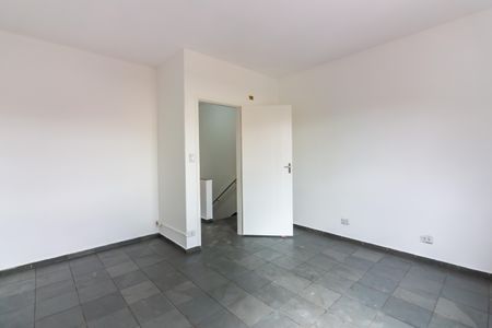 Casa à venda com 166m², 4 quartos e 2 vagas Casa à venda com 166m², 4 quartos e 2 vagasQuarto 2