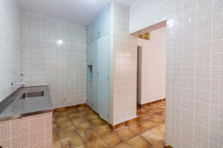Casa à venda com 166m², 4 quartos e 2 vagas Casa à venda com 166m², 4 quartos e 2 vagasCozinha