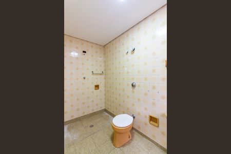 Casa à venda com 166m², 4 quartos e 2 vagas Casa à venda com 166m², 4 quartos e 2 vagasBanheiro da Edícula