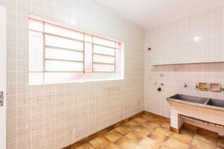 Casa à venda com 166m², 4 quartos e 2 vagas Casa à venda com 166m², 4 quartos e 2 vagasÁrea de Serviço