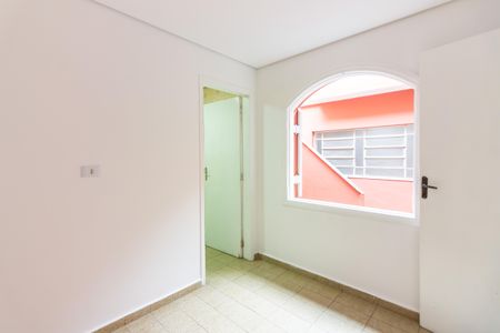 Casa à venda com 166m², 4 quartos e 2 vagas Casa à venda com 166m², 4 quartos e 2 vagasEdícula