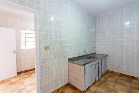 Casa à venda com 166m², 4 quartos e 2 vagas Casa à venda com 166m², 4 quartos e 2 vagasCozinha