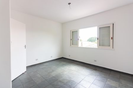 Casa à venda com 166m², 4 quartos e 2 vagas Casa à venda com 166m², 4 quartos e 2 vagasQuarto 2