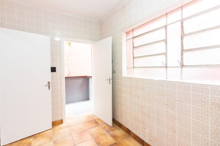 Casa à venda com 166m², 4 quartos e 2 vagas Casa à venda com 166m², 4 quartos e 2 vagasÁrea de Serviço